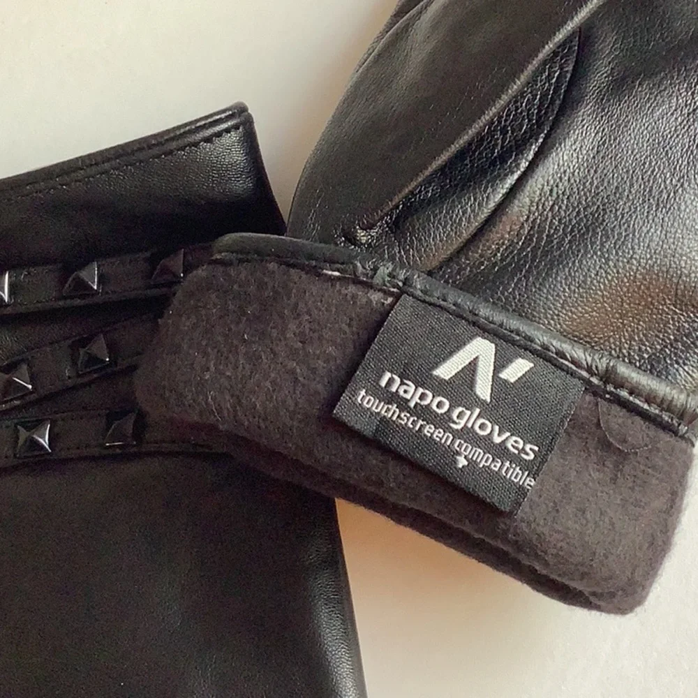 NWOT NAPO Stud Black Leather Gloves Touchscreen Compatible